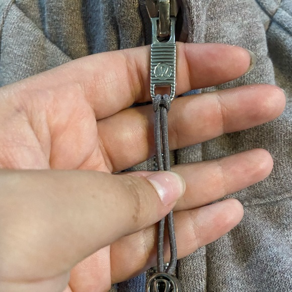 Lululemon scuba full-zip hoodie - Picture 7 of 8